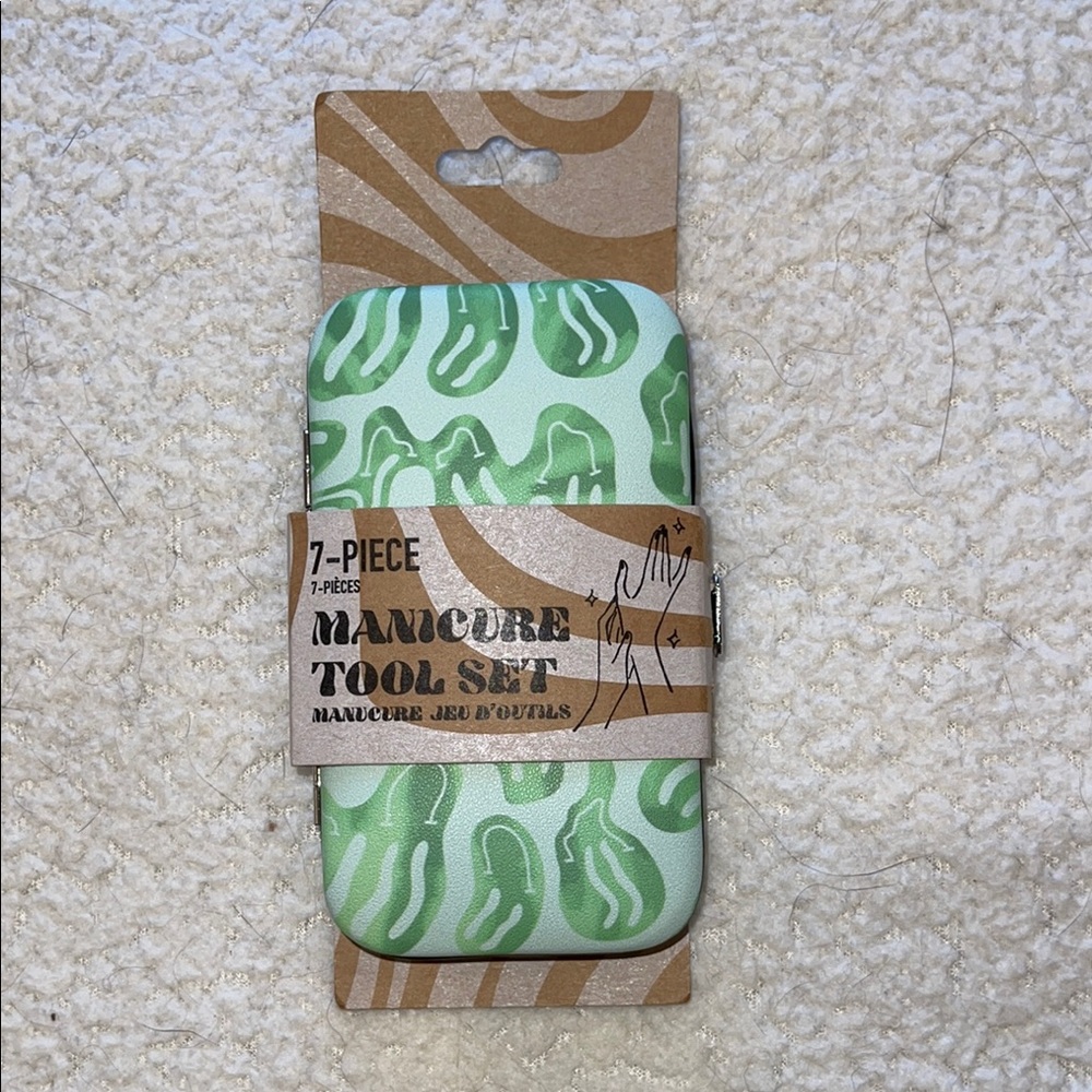 Urban Outfitters 7 piece Manicure Tool Set